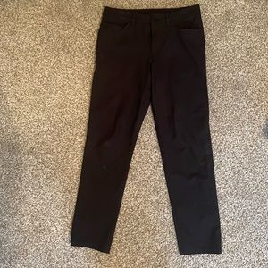A.B.C. Pant - LuluLemon
Size: 32x30
Color: Black